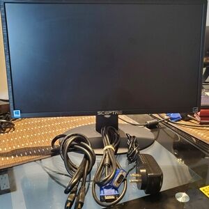 Spectre 20 Inch Monitor With Power, VGA And HDMI Cords - Excellent Condition